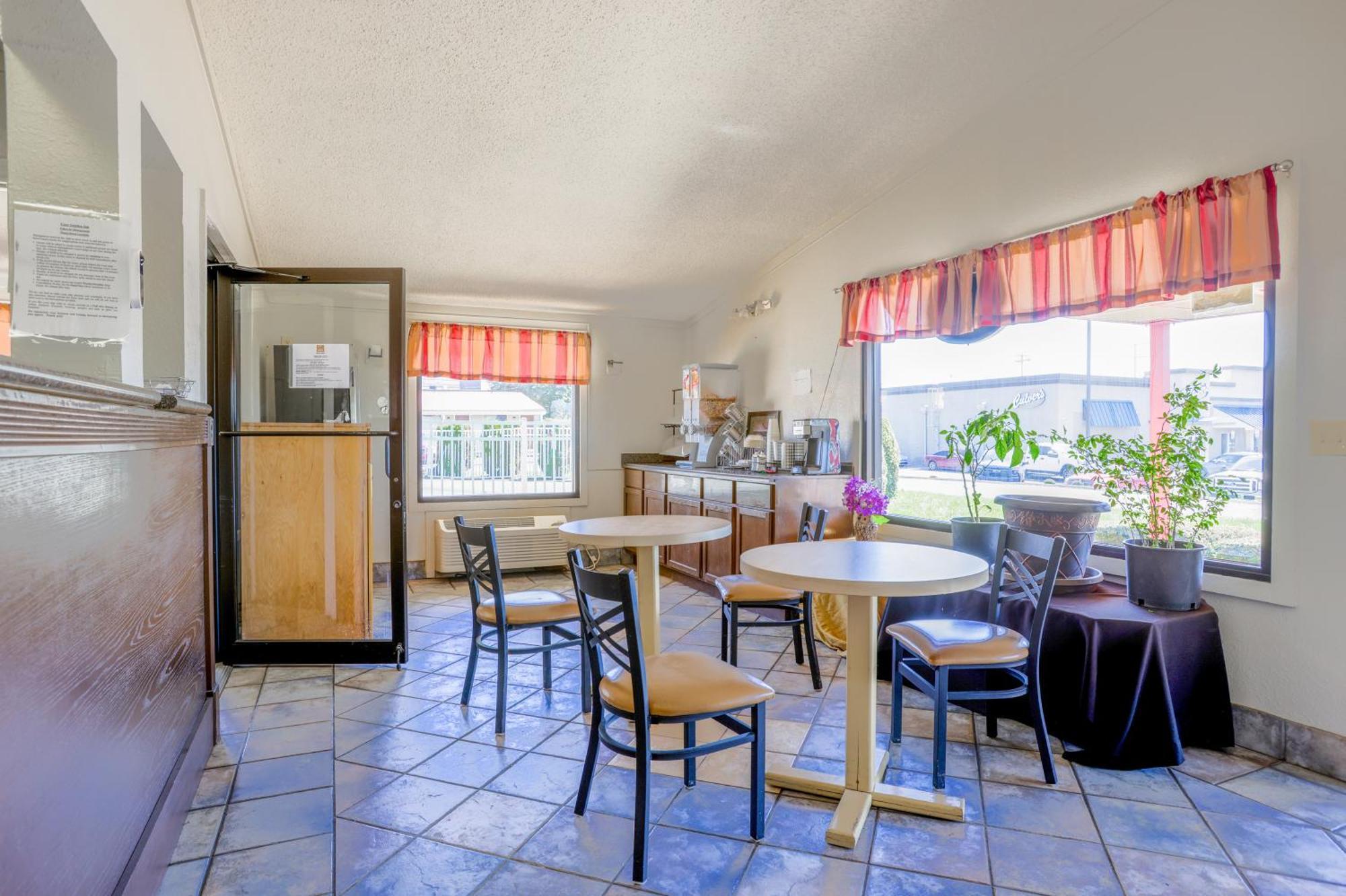 Cozy Garden Inn By Oyo Hwy 40 Ρίτσμοντ Εξωτερικό φωτογραφία